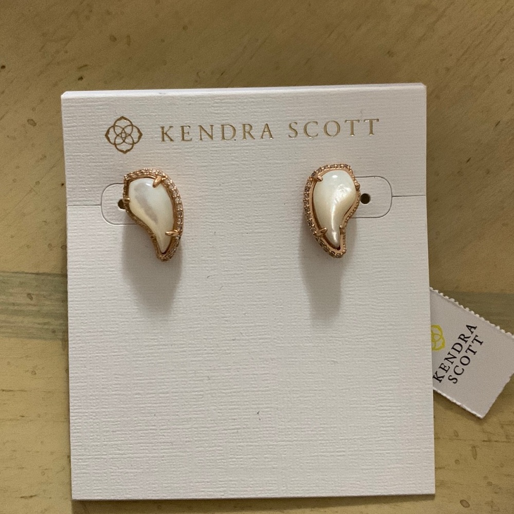 Kendra Scott stud earrings